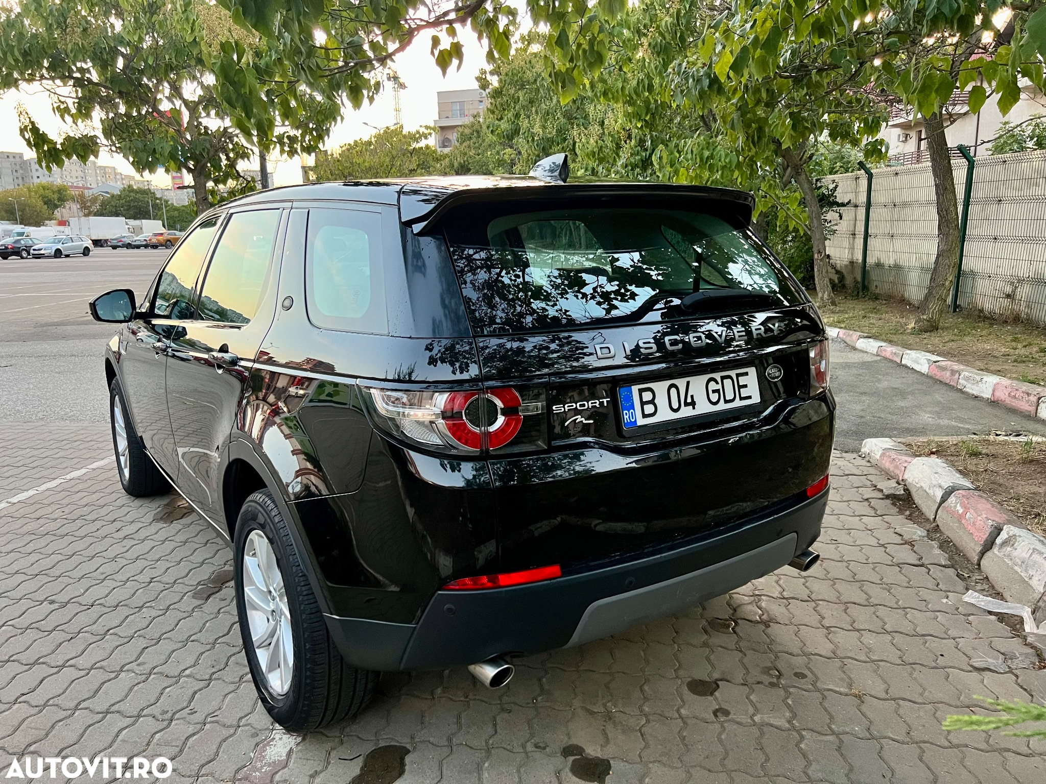 Land Rover Discovery Sport - 6