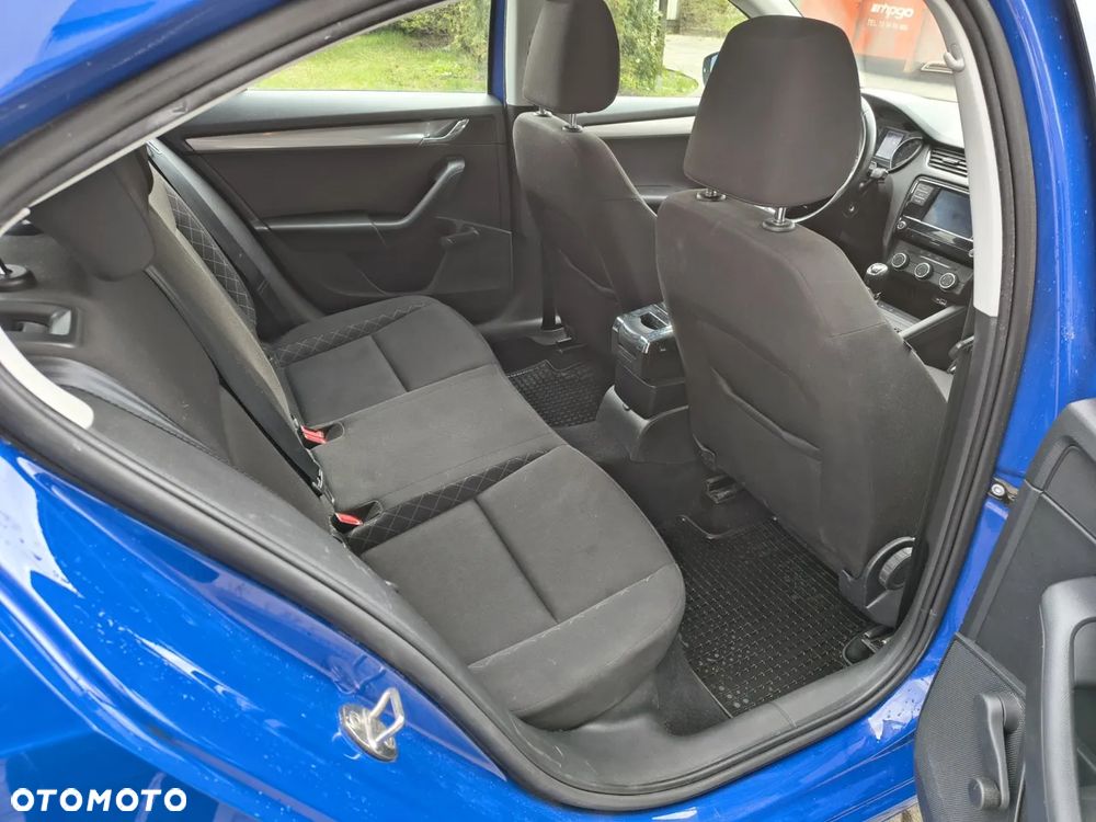 Skoda Octavia 1.0 TSI GPF Active - 10