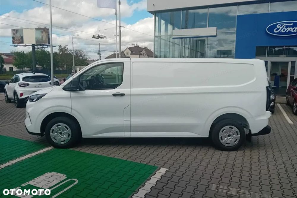 Ford Transit Custom 320 L2H1 Trend A8 2.0 136KM - 6
