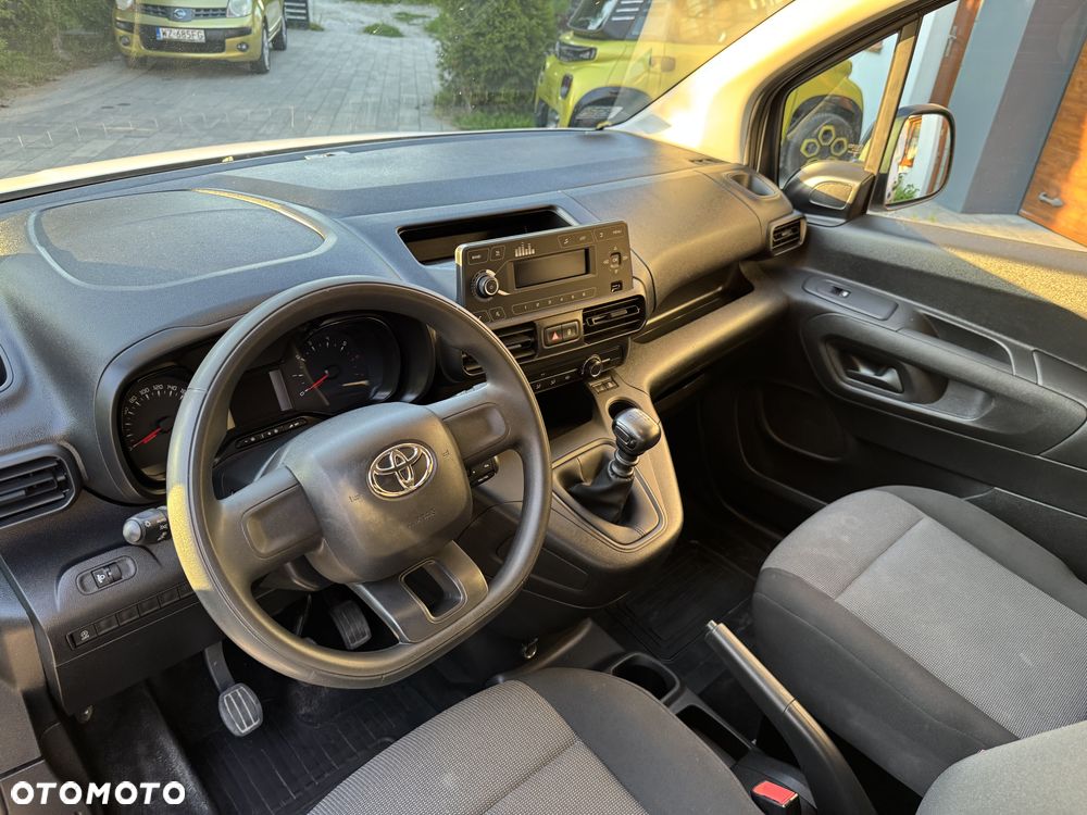 Toyota Proace City - 13