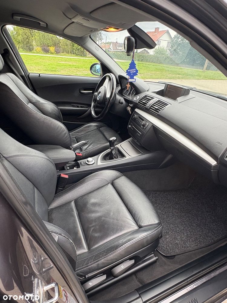 BMW Seria 1 120d - 11