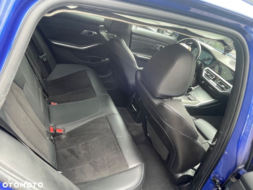 BMW Seria 3 320d Touring xDrive - 8