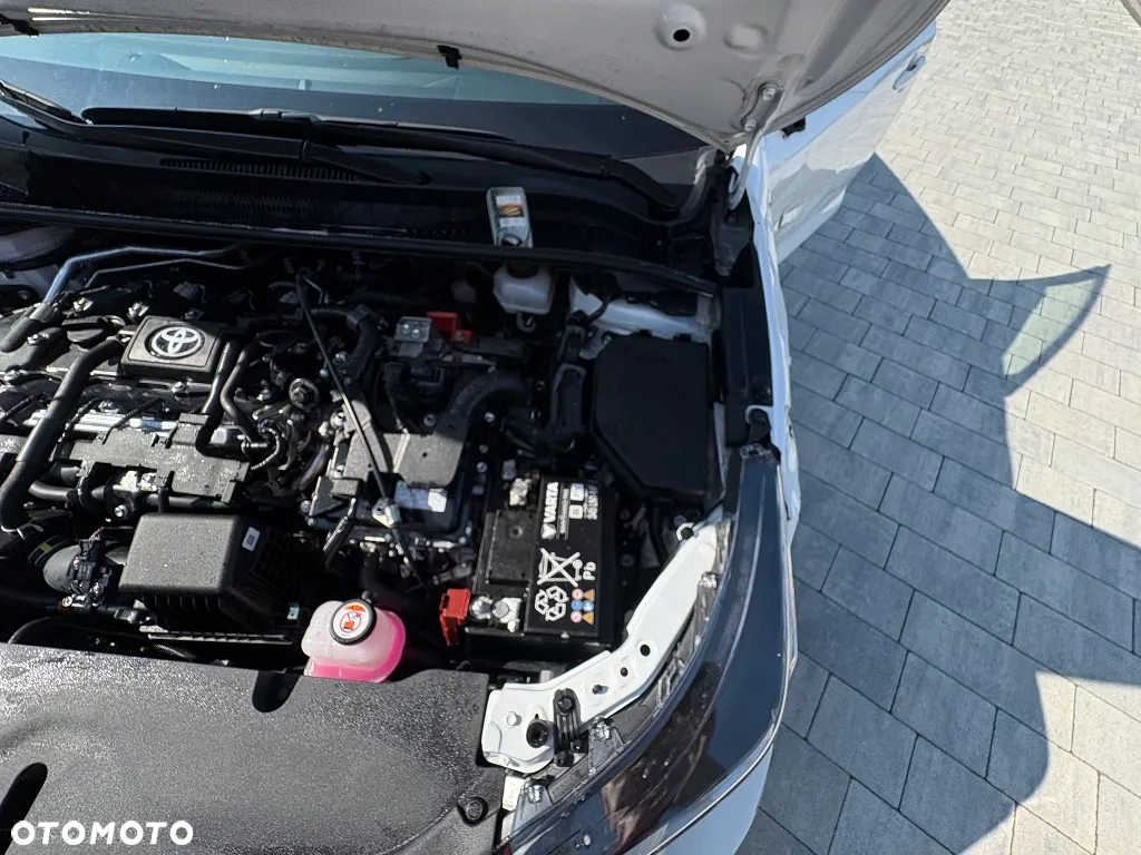 Toyota Corolla 1.8 Hybrid Comfort - 17