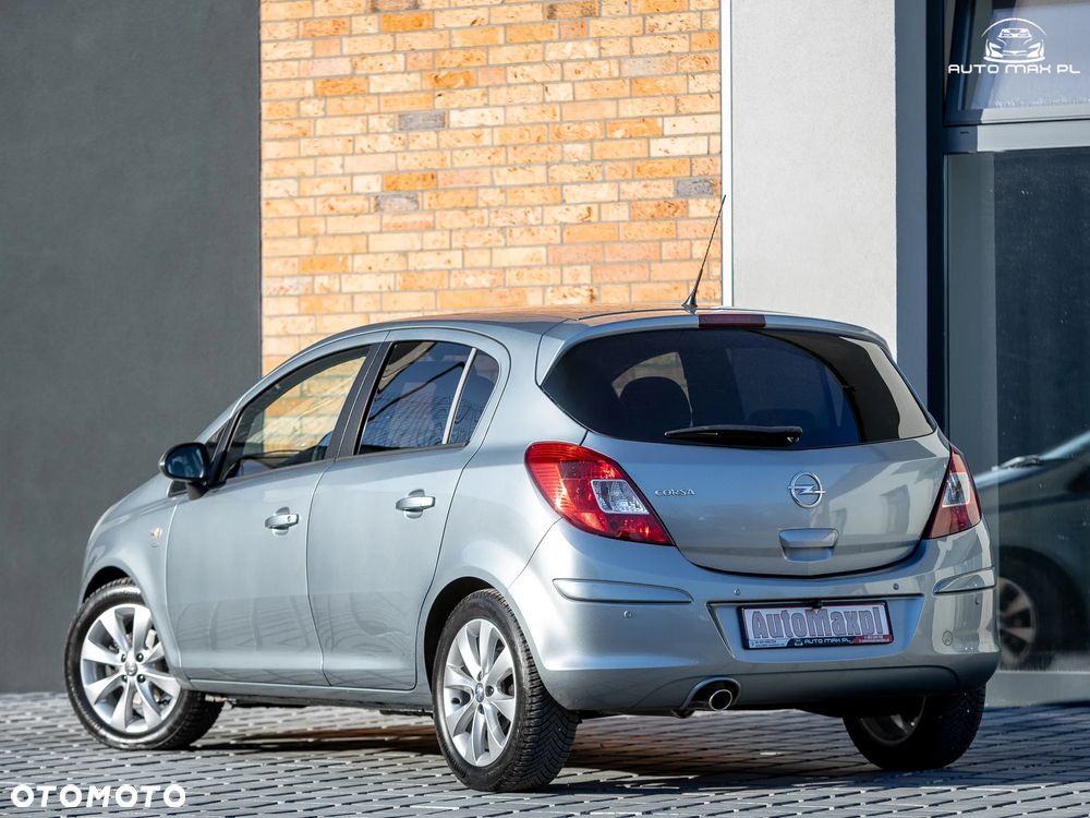 Opel Corsa 1.4 16V Satellite - 3