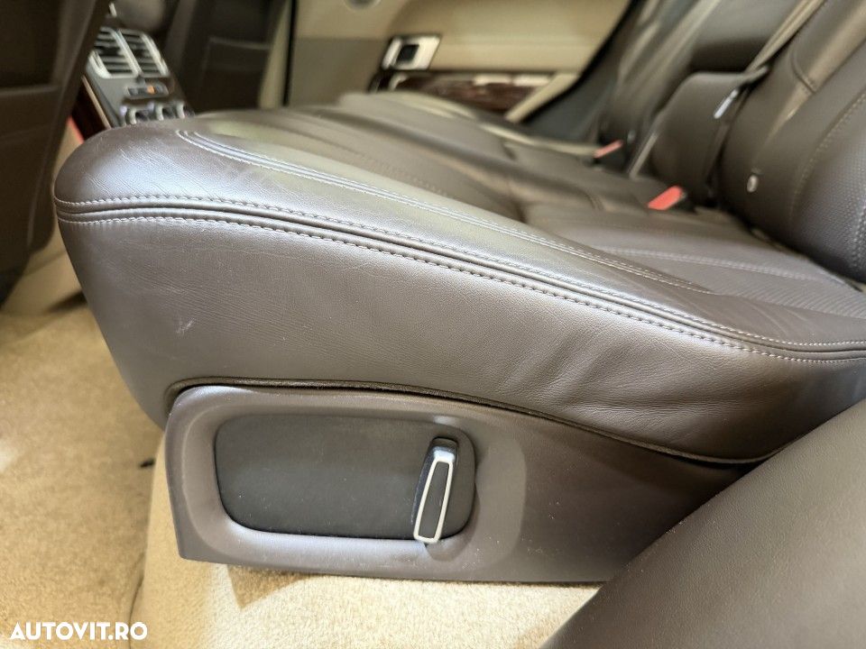 Land Rover Range Rover - 32