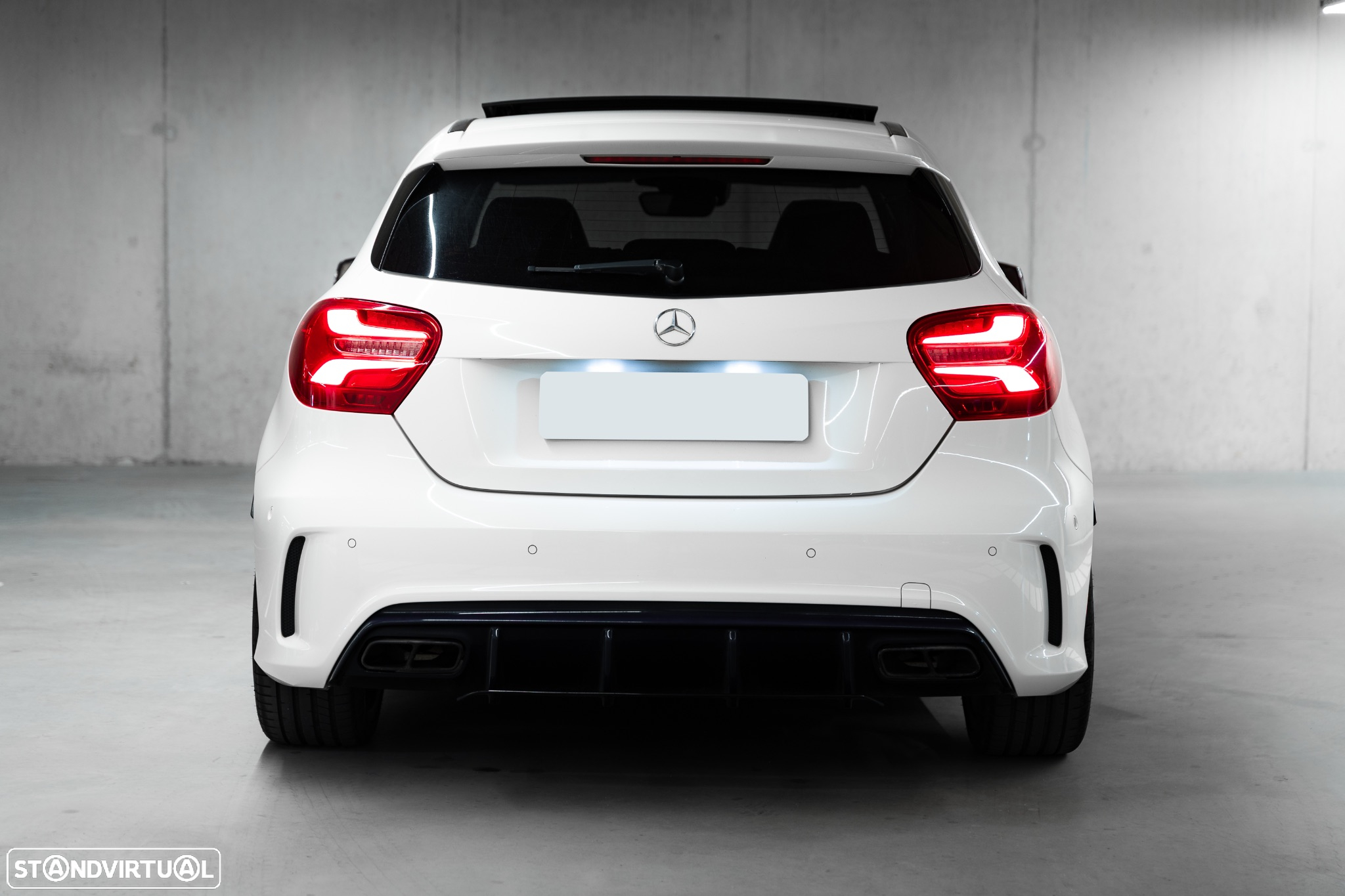 Mercedes-Benz A 45 AMG 4Matic Speedshift 7G-DCT - 8