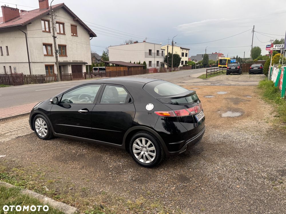 Honda Civic 1.8 Comfort - 17
