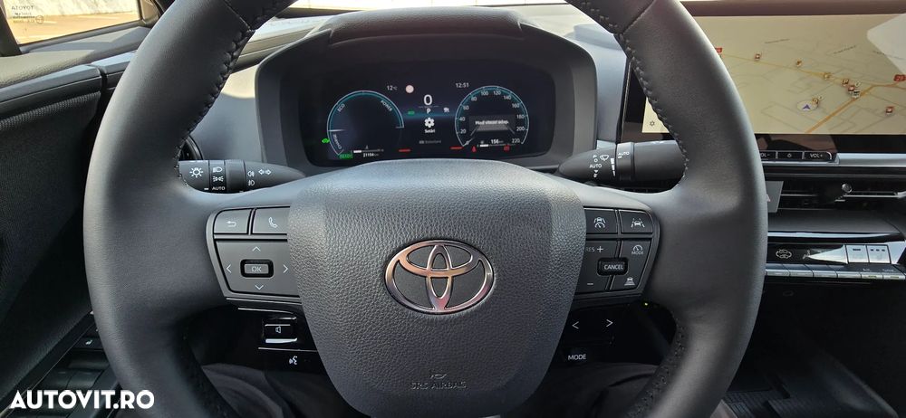 Toyota C-HR 1.8 Hybrid Team Deutschland - 18