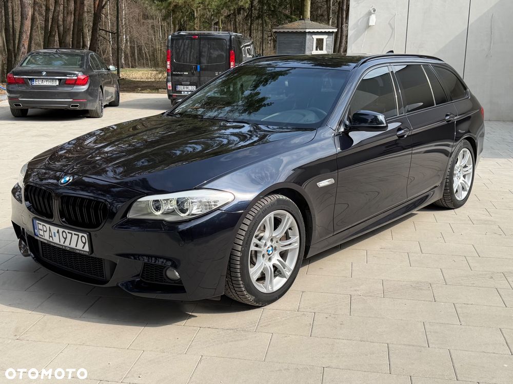 BMW Seria 5 525d - 2
