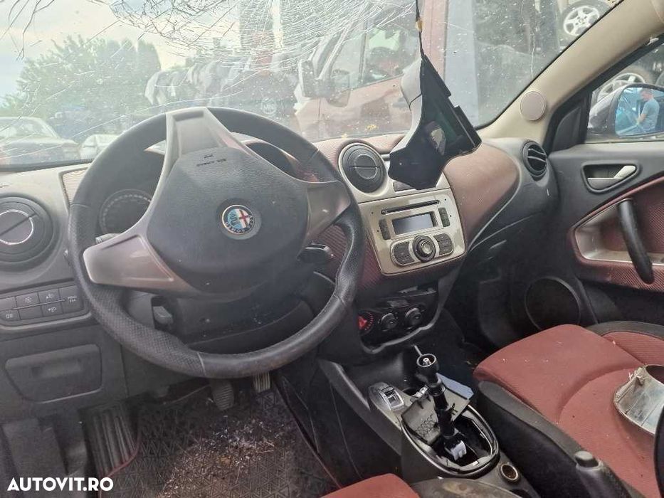 Dezmembrez dezmembrari Alfa Romeo Mito 1.4 benzina 77Kw an 2010 - 4