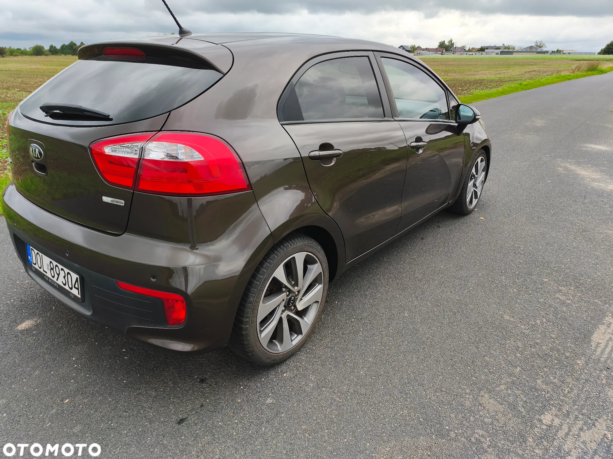 Kia Rio - 5