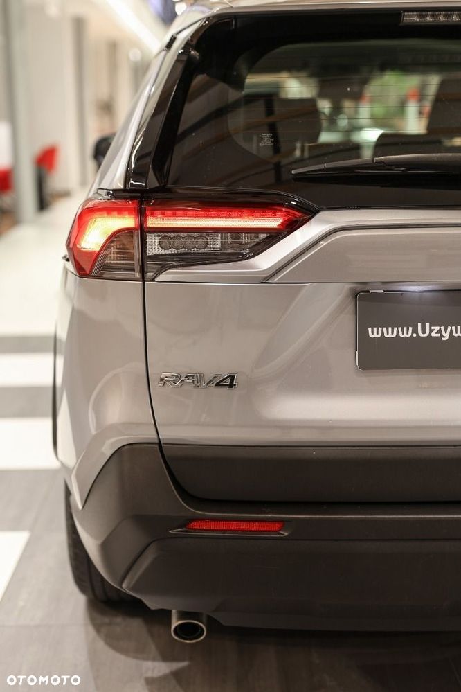 Toyota RAV4 - 38