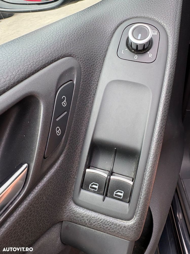 VOLKSWAGEN Golf 2010 — imagine 9