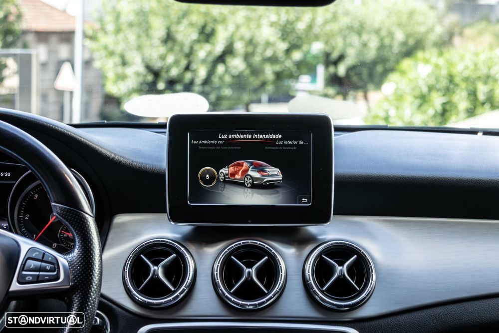 Mercedes-Benz CLA 180 d AMG Line - 35
