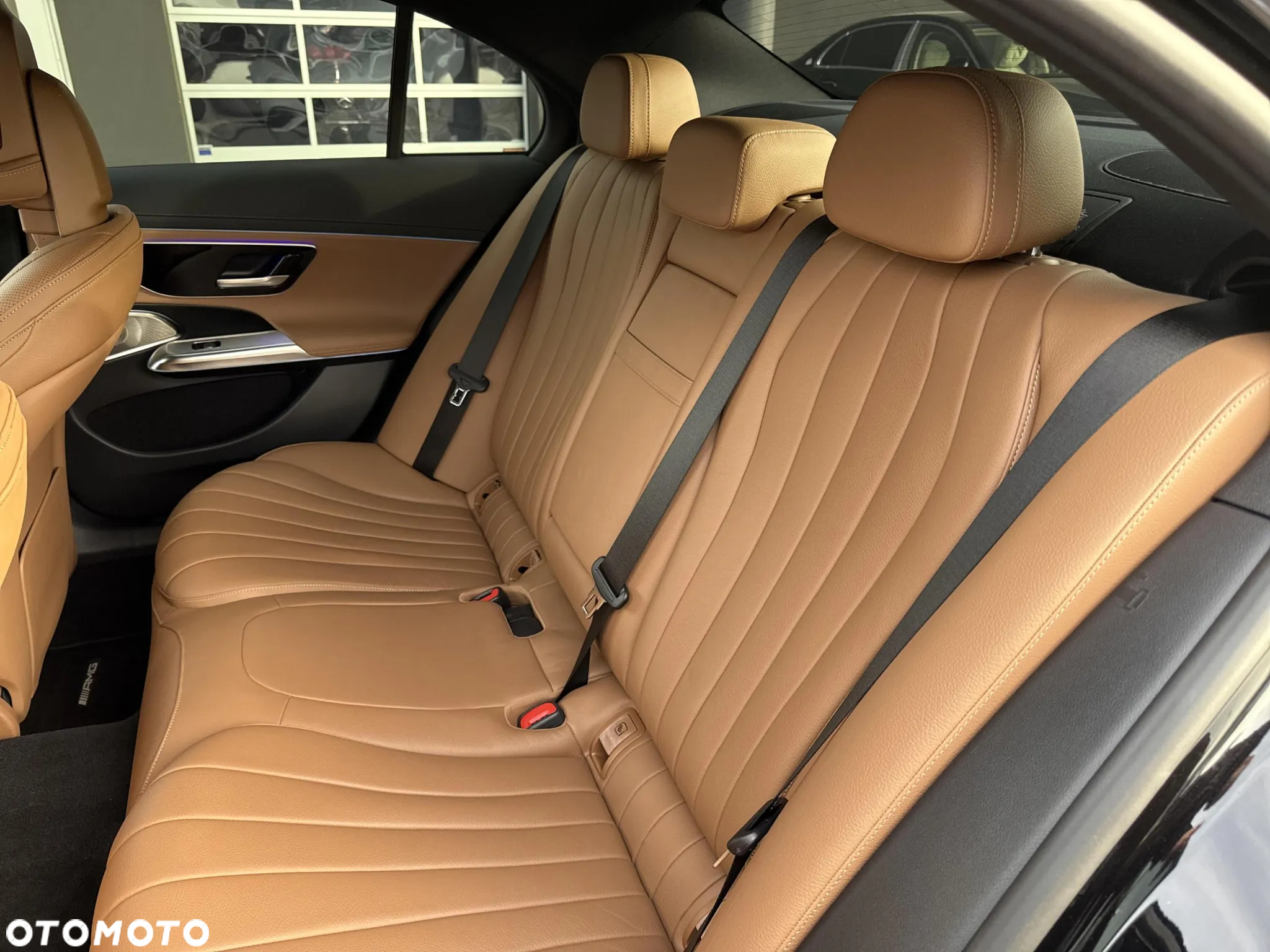 Mercedes-Benz Klasa E 220 d 4Matic 9G-TRONIC - 16