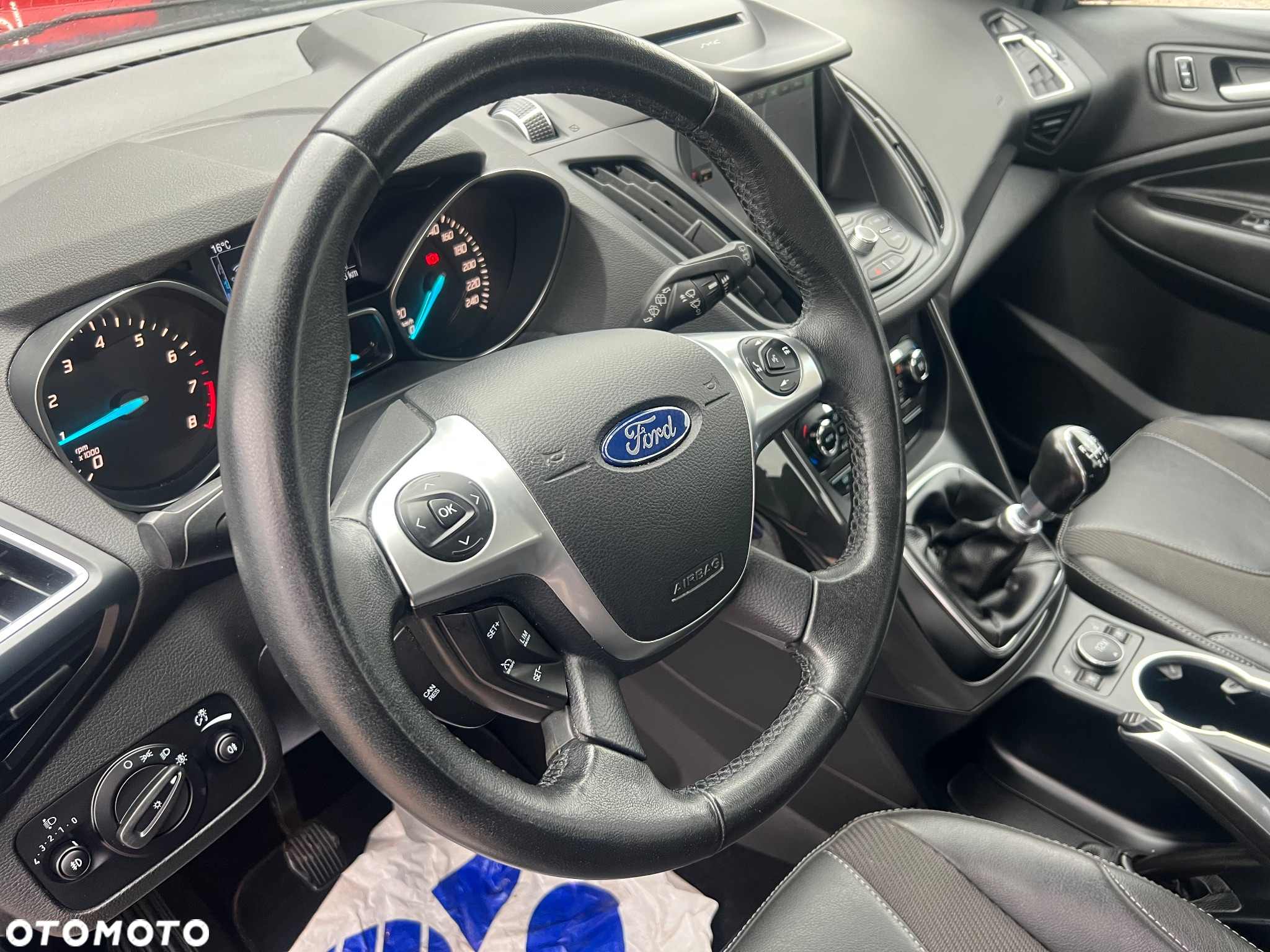 Ford Kuga - 15
