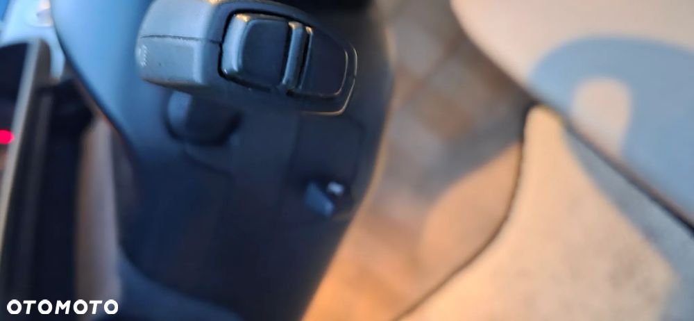 BMW Seria 5 530d xDrive Luxury Line - 29