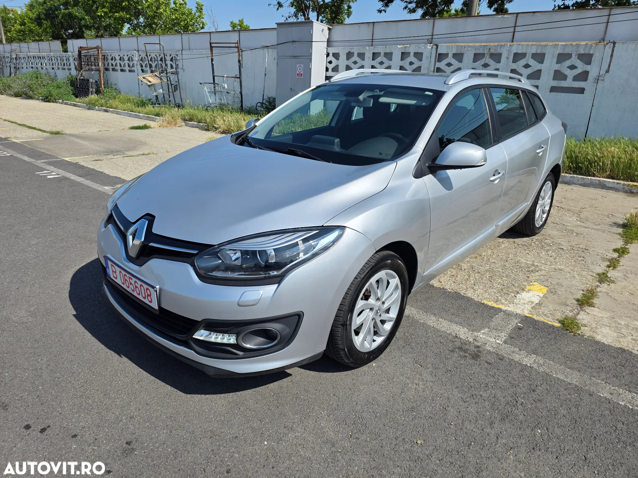 Renault Megane Grandtour ENERGY TCe 115 Start & Stop Authentique - 13