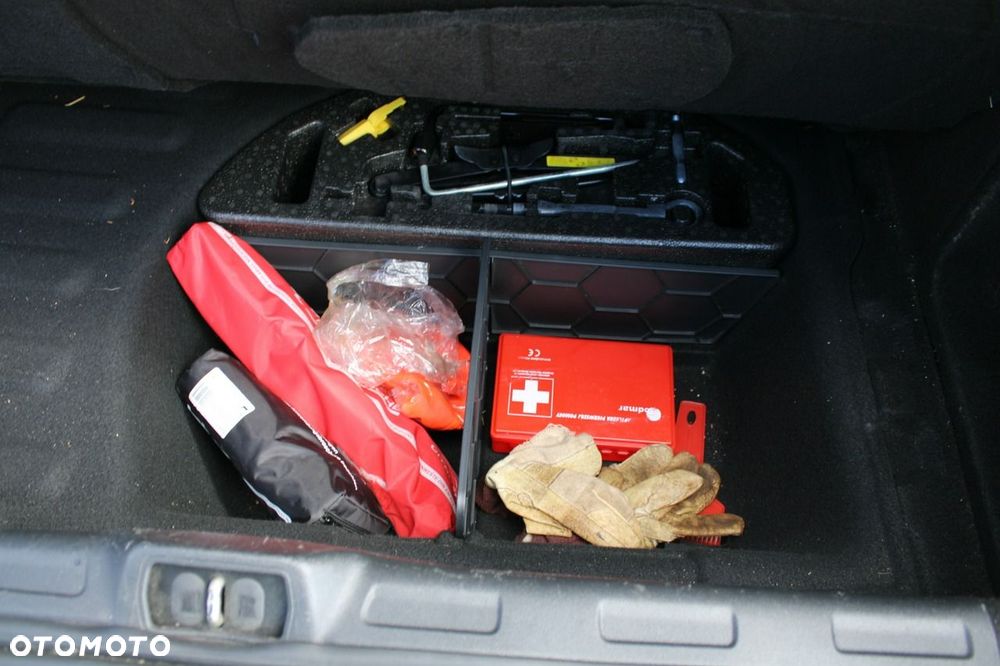 Citroën C5 2.0 HDi Exclusive - 34