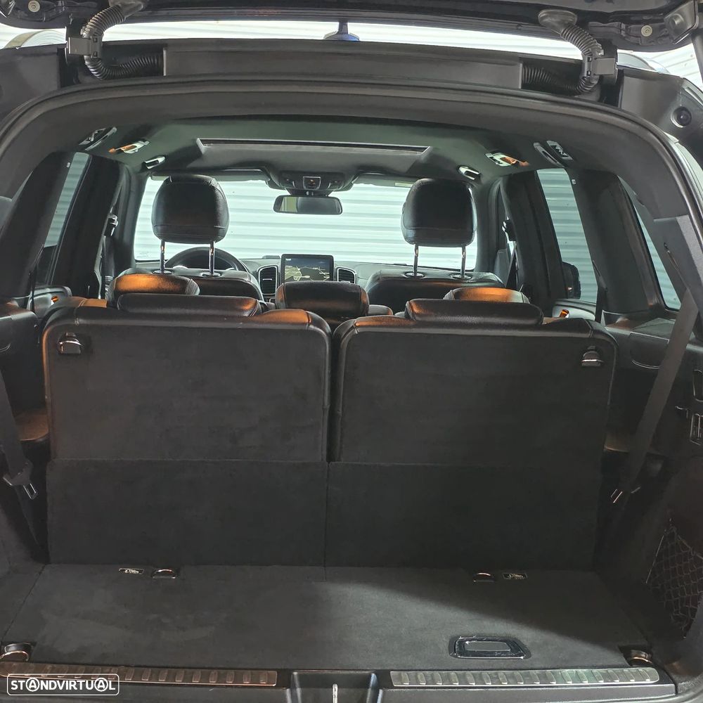 Mercedes-Benz GLS 350 d 4Matic 9G-TRONIC AMG Line - 8