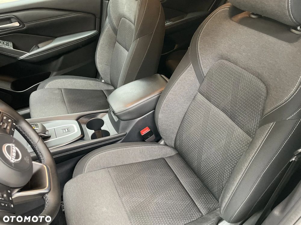 Nissan Qashqai 1.3 DIG-T MHEV N-Connecta Xtronic - 12