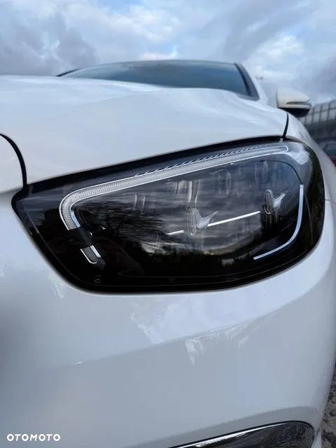 Mercedes-Benz Klasa E 300 Exclusive - 3