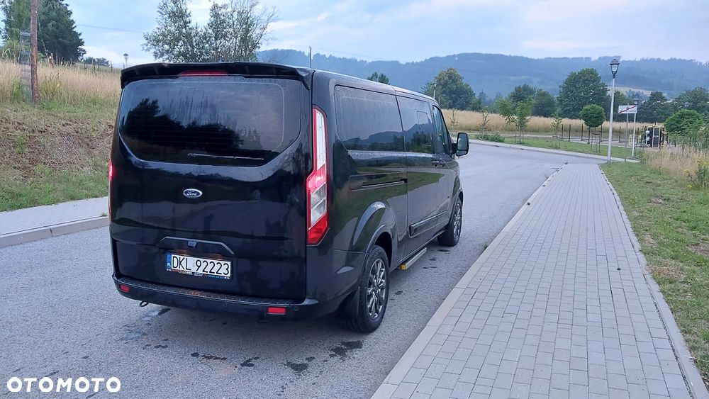 Ford Tourneo Custom - 4