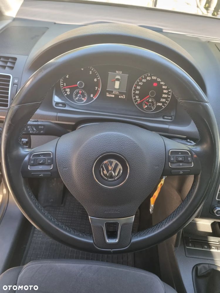 Volkswagen Touran 1.4 TSI Highline - 17