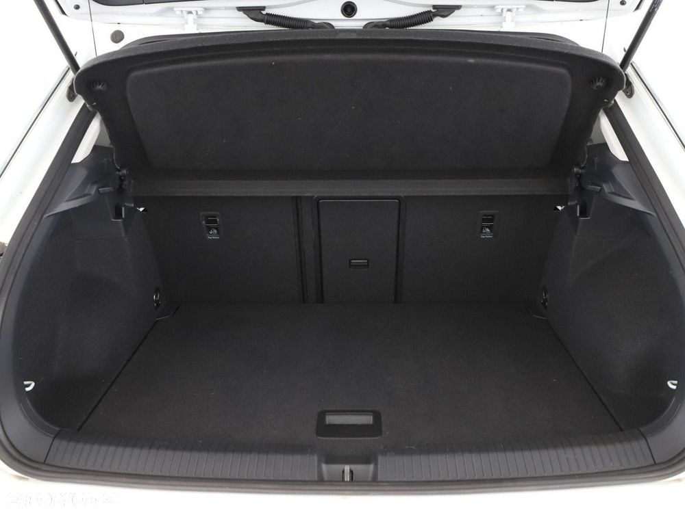 Volkswagen T-Roc 1.0 TSI Life - 21