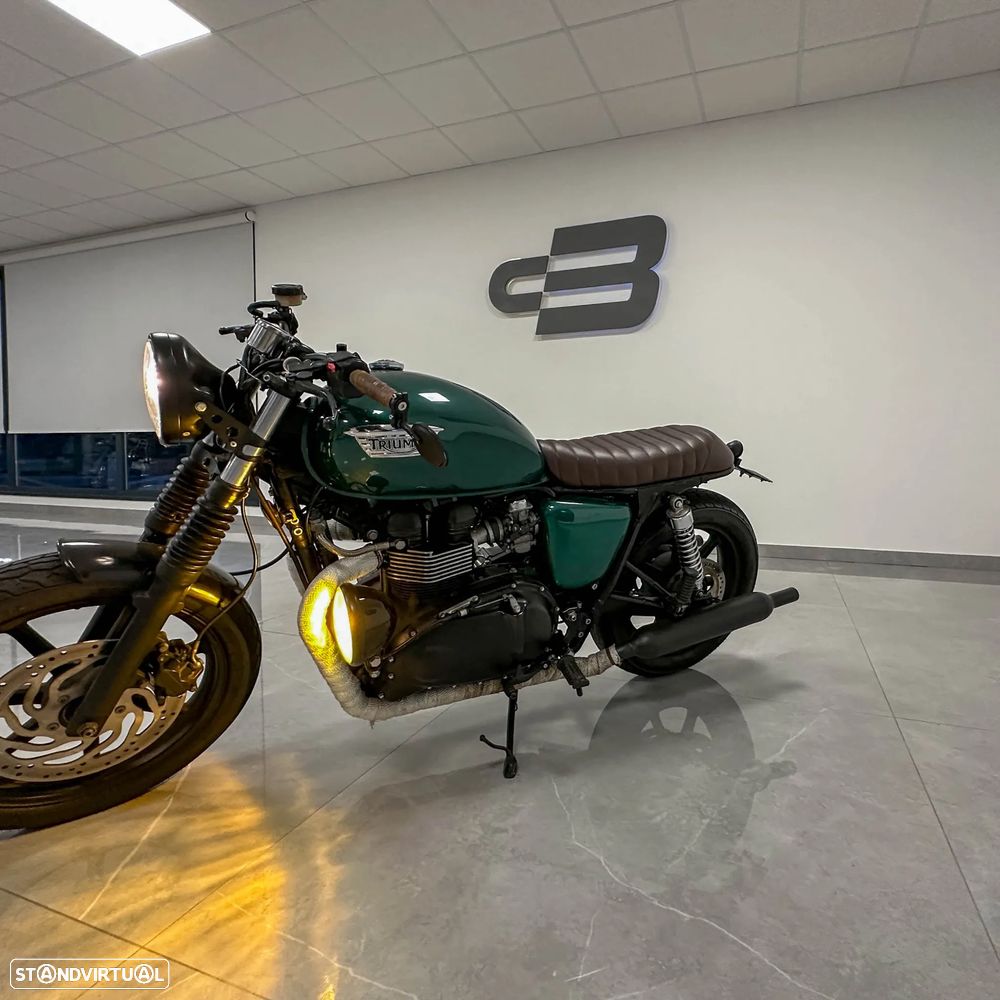 Triumph Bonneville - 17