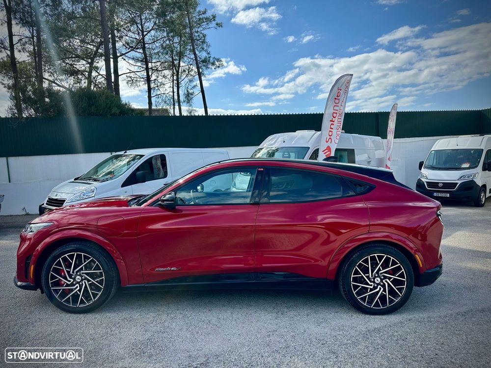 Ford Mustang Mach-E GT AWD - 4