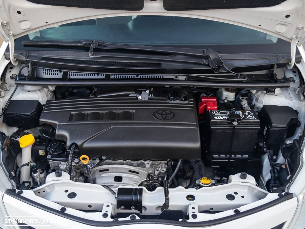 Toyota Yaris 1.33 VVT-i Sport - 36