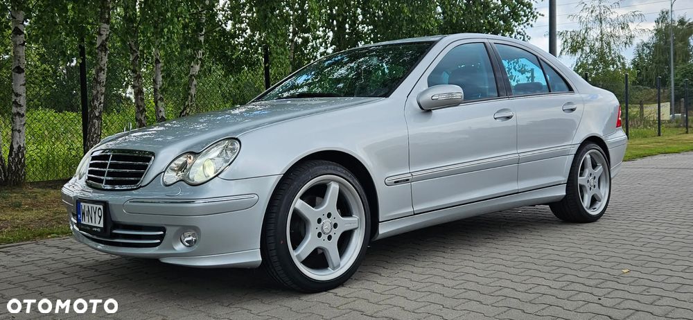 Mercedes-Benz Klasa C 230 7G-TRONIC Avantgarde - 11