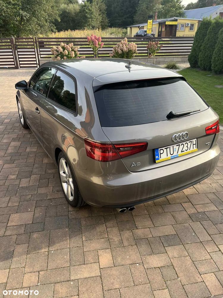 Audi A3 Sportback 2.0 TDI - 7