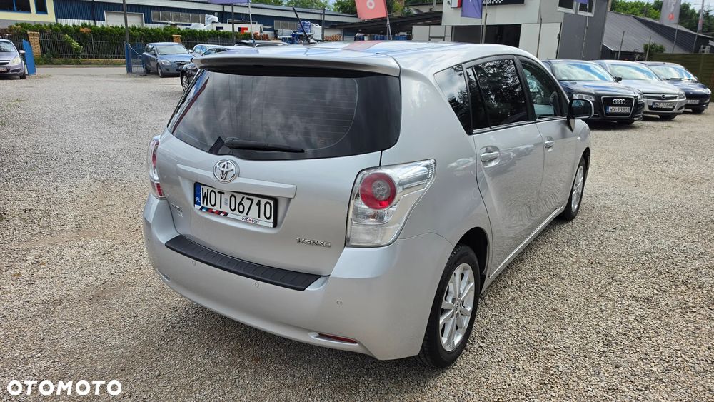 Toyota Verso 2.0 D-4D Premium 7os - 4