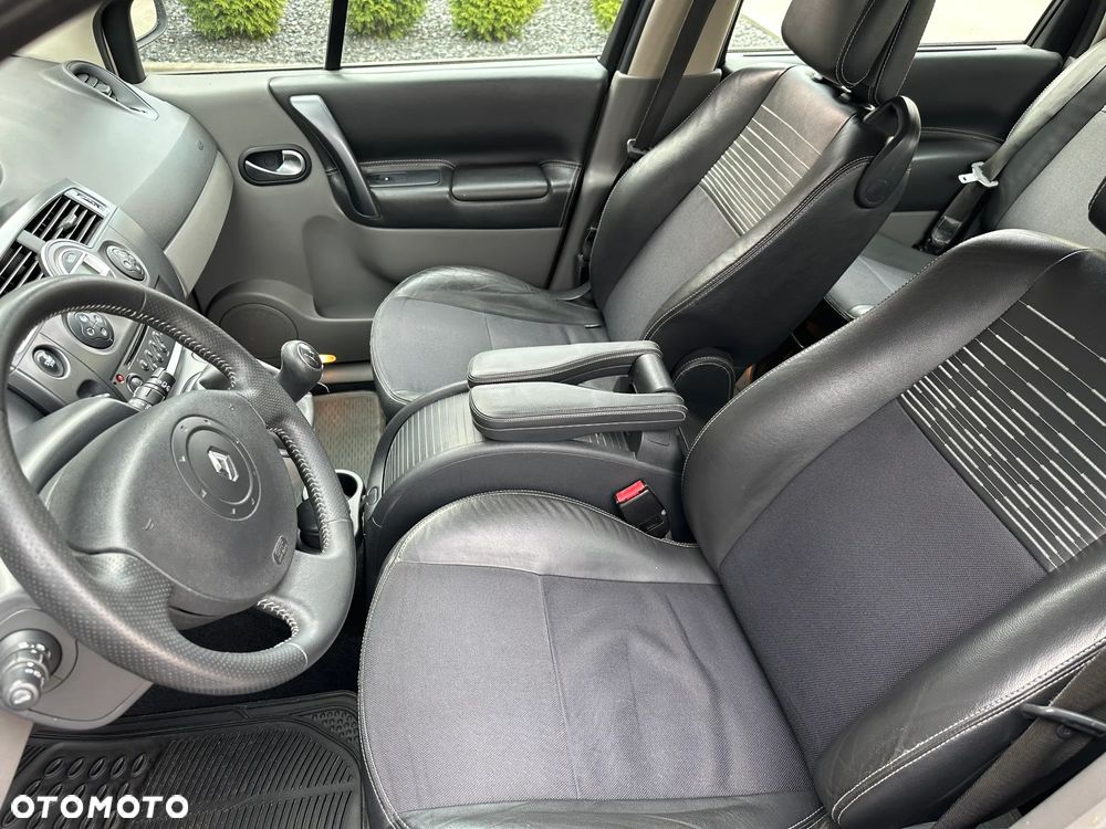 Renault Scenic - 14