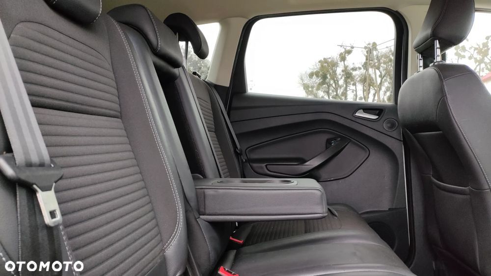 Ford Kuga 1.5 EcoBoost 2x4 Individual - 15