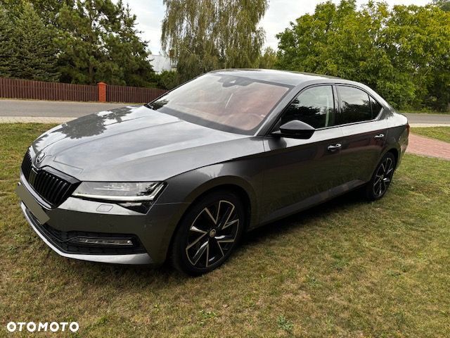 Skoda Superb 2.0 TDI SCR 4x4 Style DSG - 17
