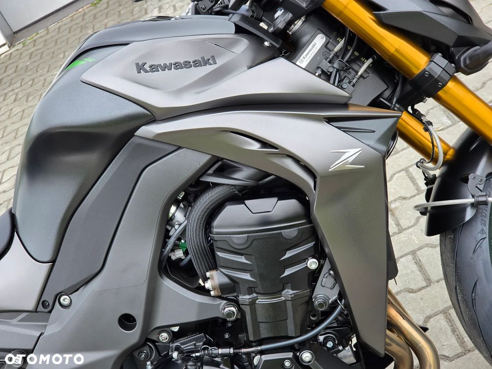 Kawasaki Z - 9