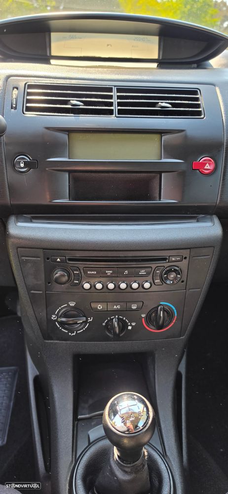 Citroën C4 1.6 HDi 110 VTR Pack - 8