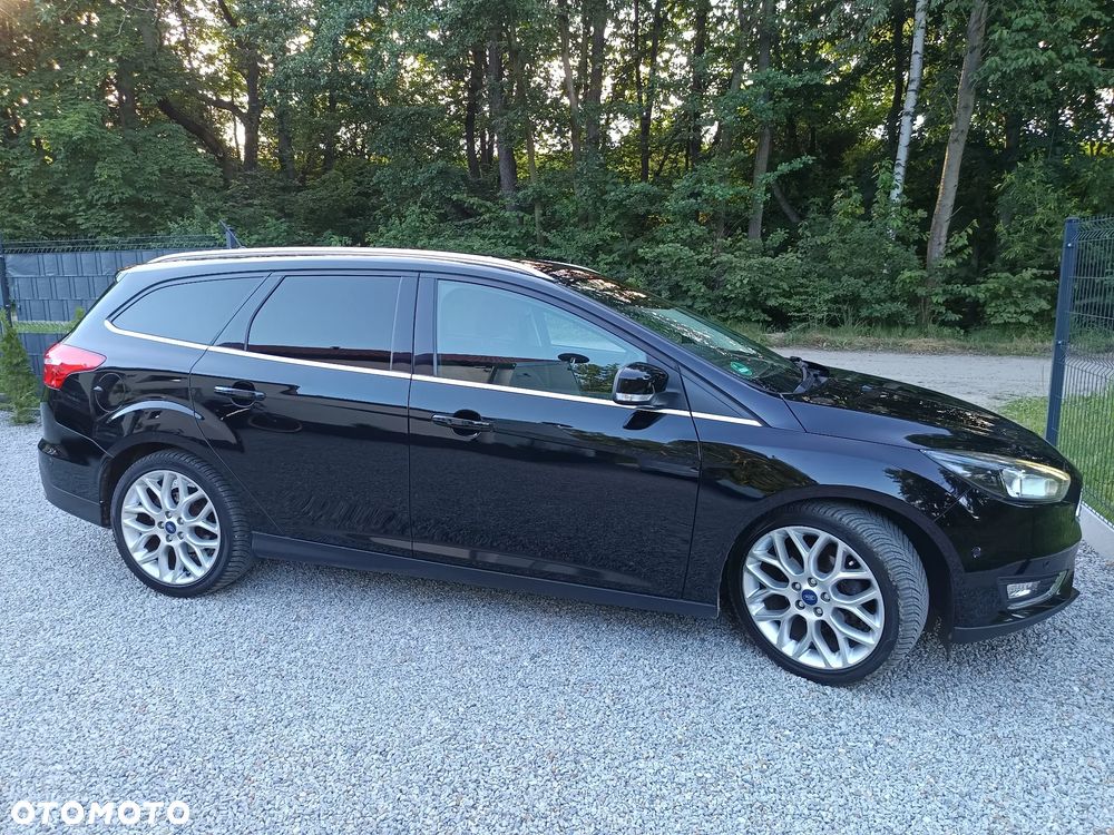Ford Focus 1.0 EcoBoost STart-Stopp-System TITANIUM - 19