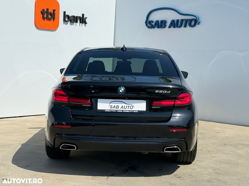BMW Seria 5 520d AT MHEV - 22
