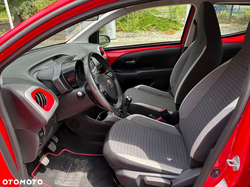 Toyota Aygo 1.0 VVT-i Color Edition - 4