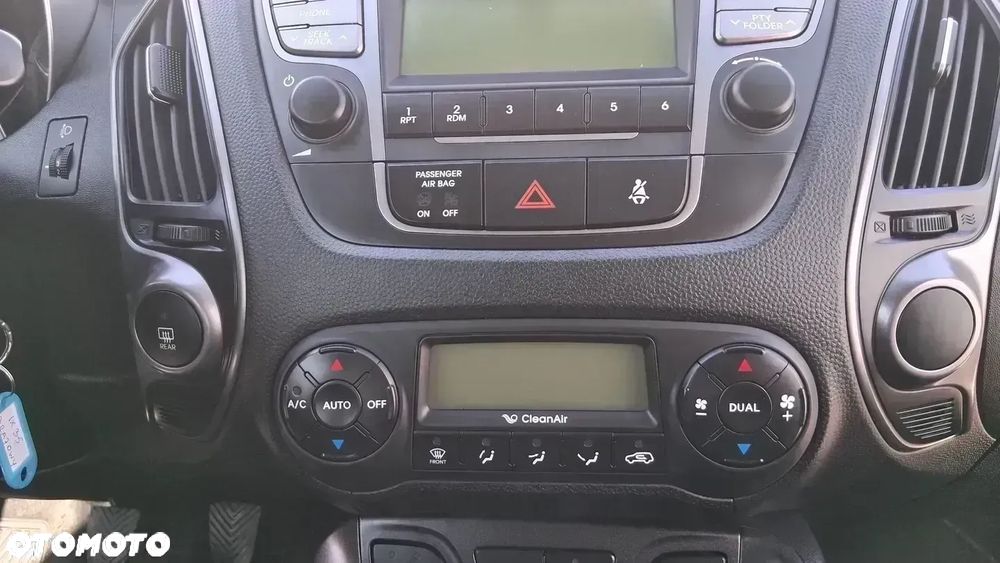 Hyundai ix35 1.6 2WD Fifa World Cup Edition - 19