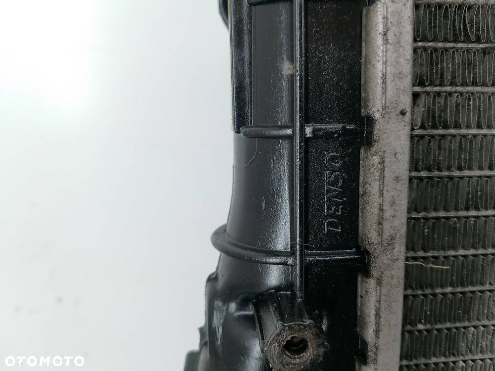 CHŁODNICA WODY Z WENTYLATOREM ALFA ROMEO GT II 836000100 1.9 JTD - 6