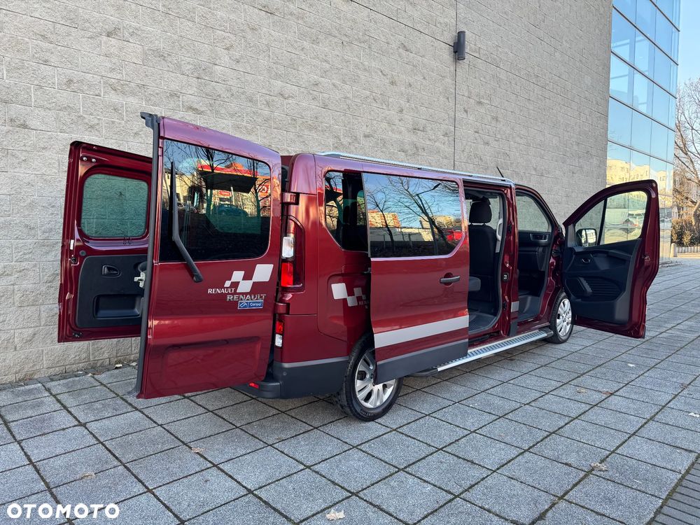 Renault Trafic 2.0 dCi - 26