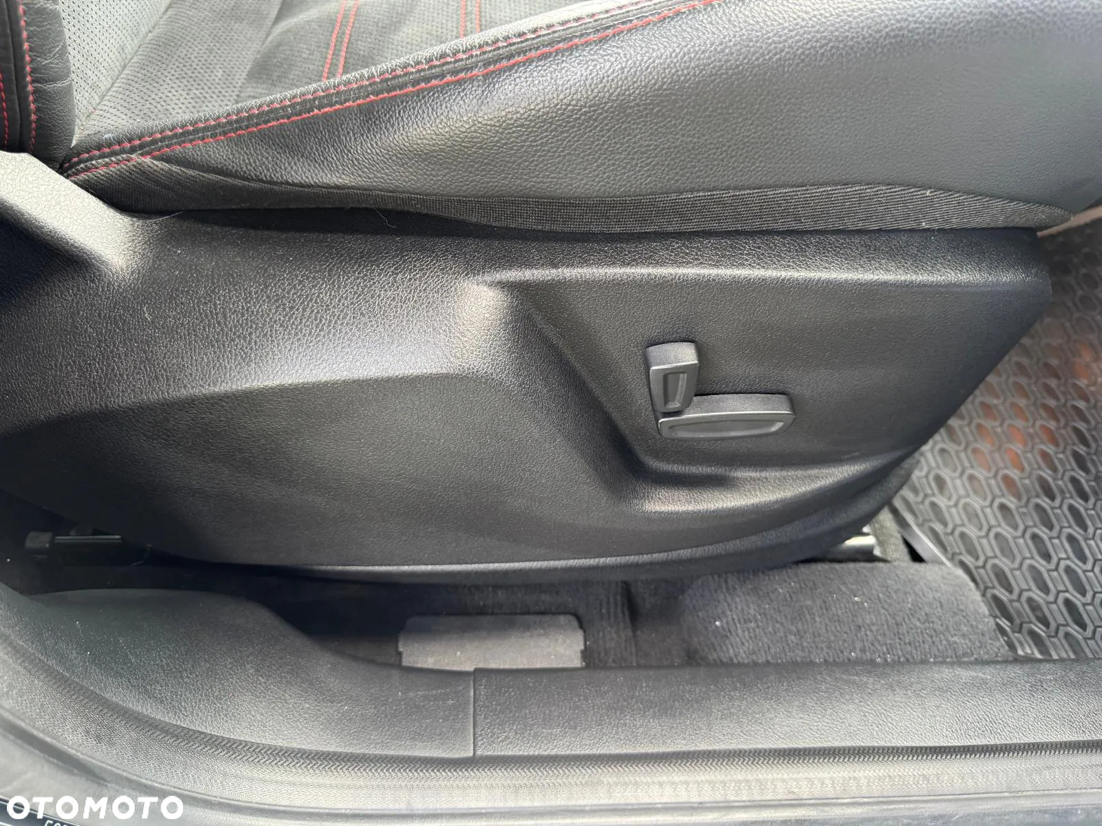 Ford S-Max 2.0 TDCi DPF Titanium - 18