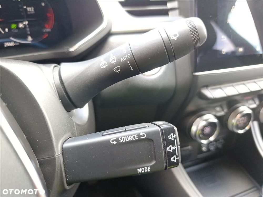 Renault Captur - 27