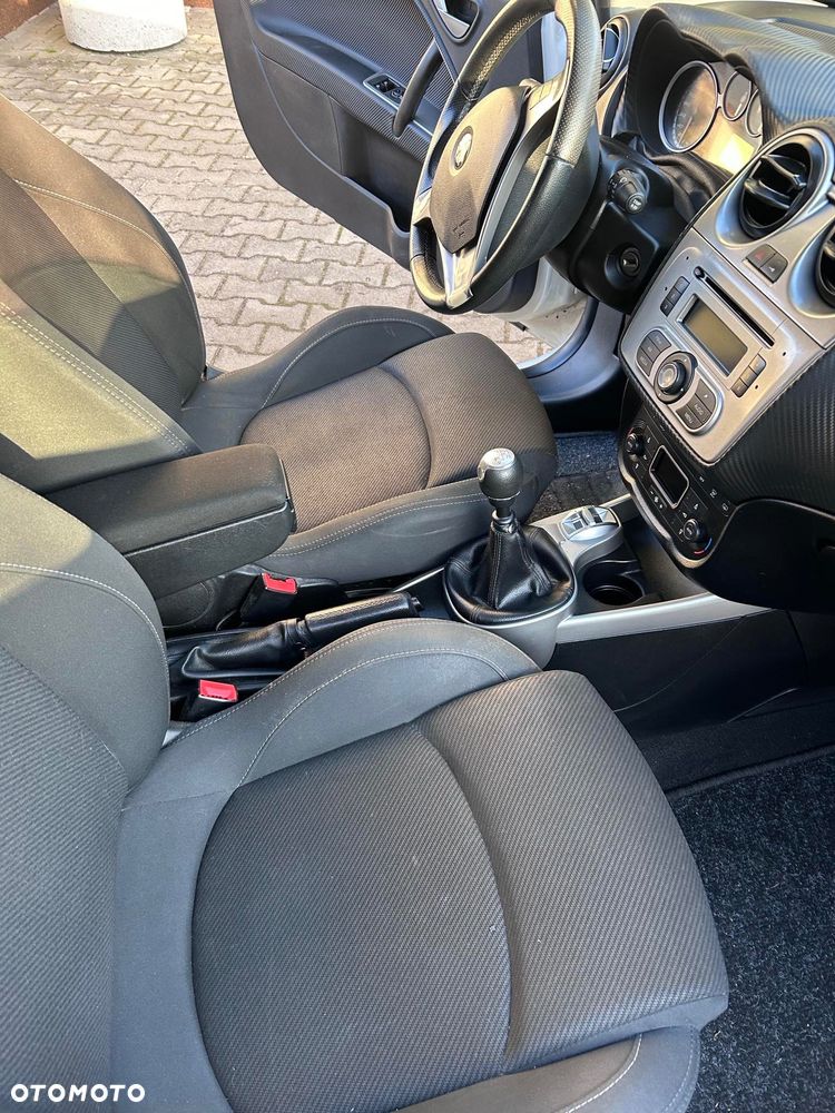 Alfa Romeo Mito - 6