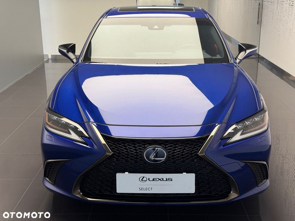 Lexus ES 300h F Sport Edition - 3